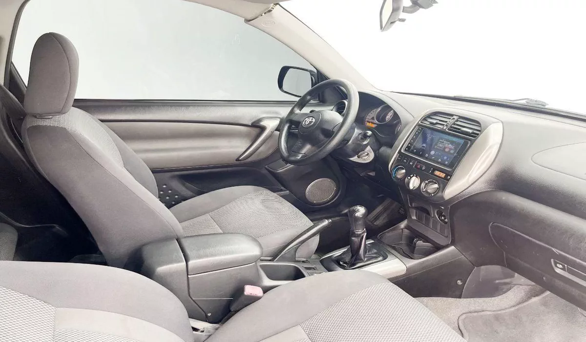 Toyota RAV4 PW CL Manual Transmission -Excellent Condition .Al- Futtaim motors-8-0
