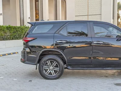 TOYOTA FORTUNER 2020 FACELIFTED 2025 GCC V4 2.7L IN EXCELLENT CONDITION-9