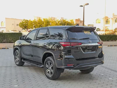 TOYOTA FORTUNER 2020 FACELIFTED 2025 GCC V4 2.7L IN EXCELLENT CONDITION-11