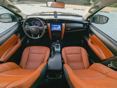 TOYOTA FORTUNER 2020 FACELIFTED 2025 GCC V4 2.7L IN EXCELLENT CONDITION-2