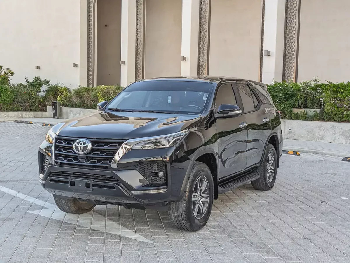 TOYOTA FORTUNER 2020 FACELIFTED 2025 GCC V4 2.7L IN EXCELLENT CONDITION-16-16