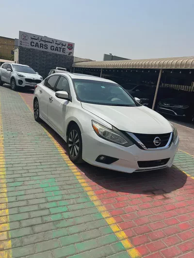 Nissan Altima 2017 SL | GCC Specs | Well Maintained-2