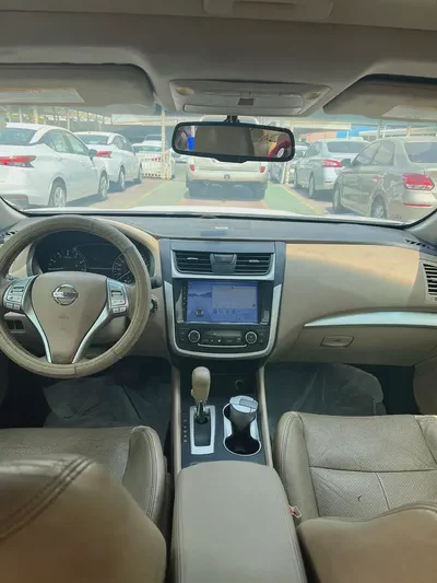 Nissan Altima 2017 SL | GCC Specs | Well Maintained-8