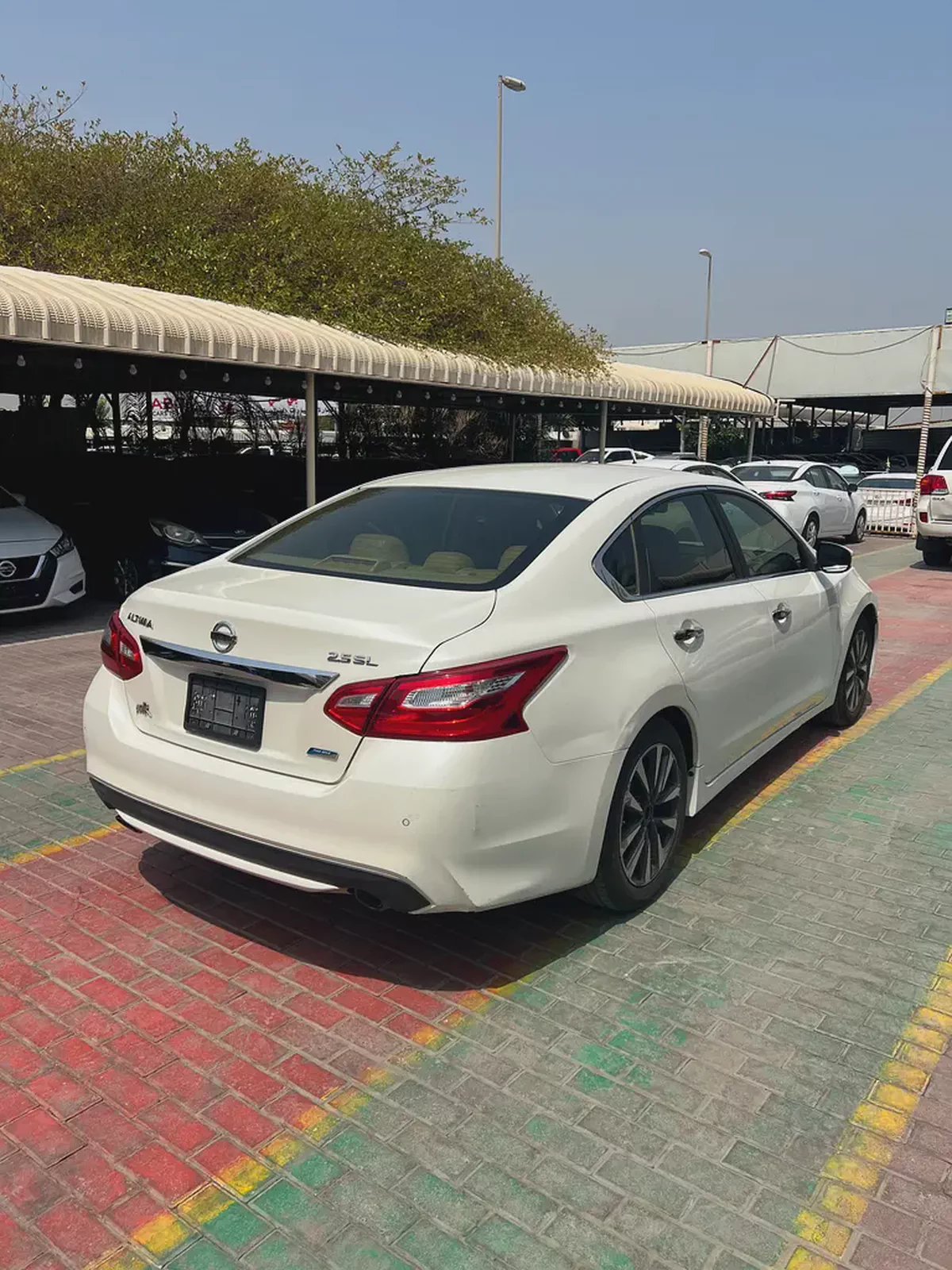 Nissan Altima 2017 SL | GCC Specs | Well Maintained-4-4