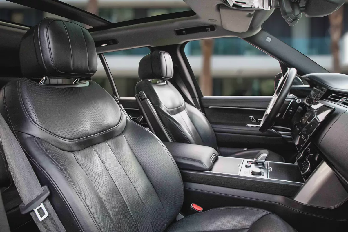 6,757 P.M |  Range Rover HSE | 0% Downpayment | 8 CYLINDER | ONE OWNER-10-10