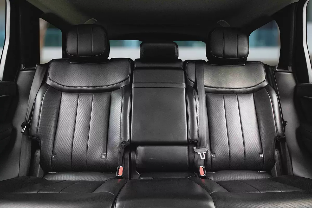 6,757 P.M |  Range Rover HSE | 0% Downpayment | 8 CYLINDER | ONE OWNER-11-11