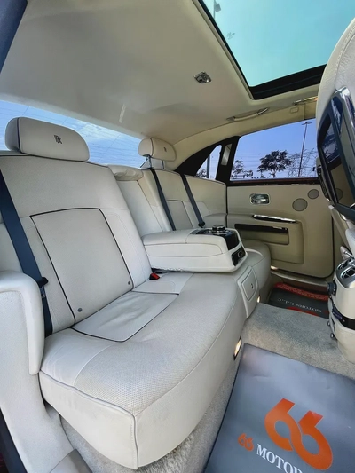 2014  Rolls Royce Ghost Dual Tone in GCC Specification-16