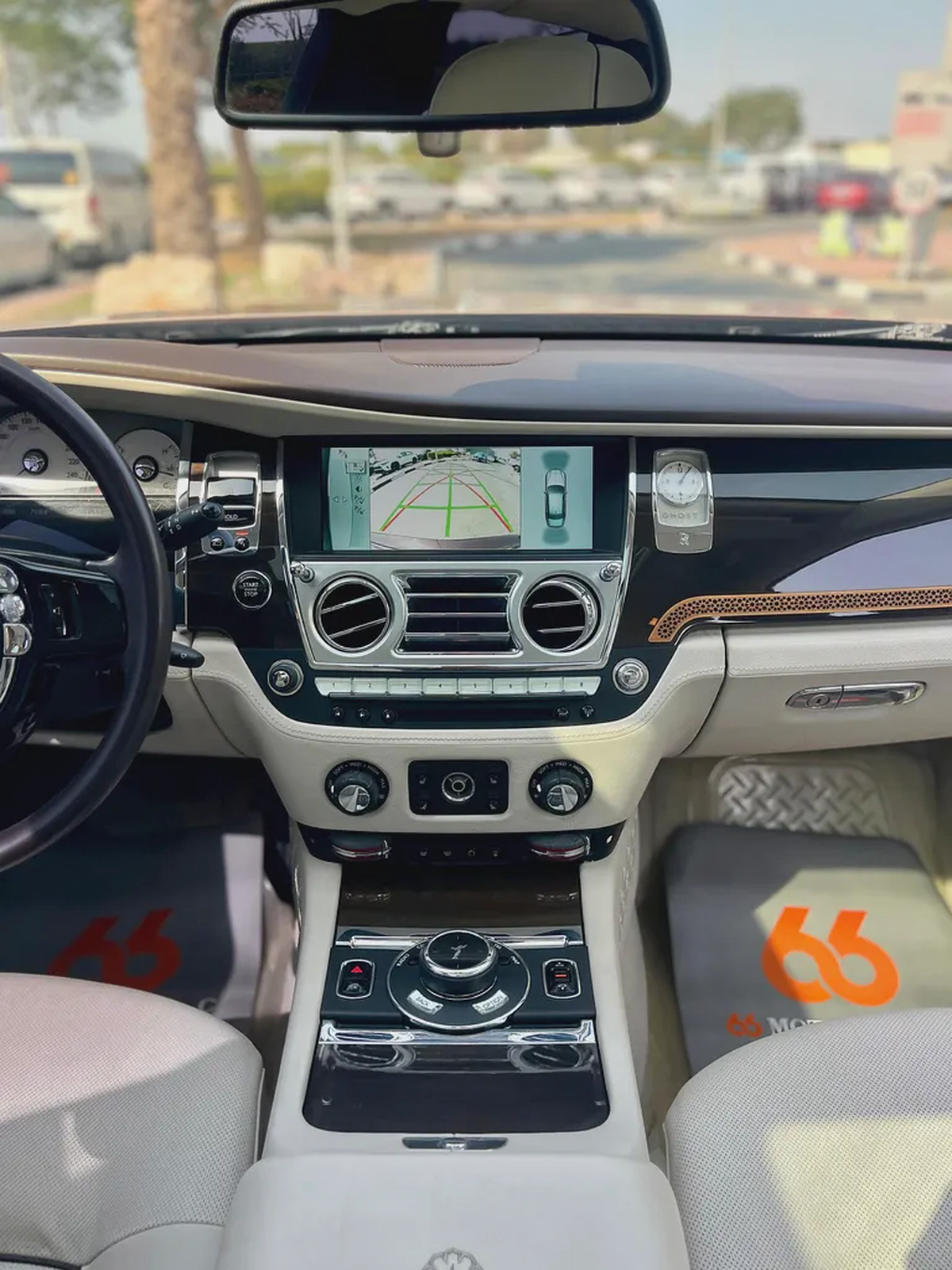 2014  Rolls Royce Ghost Dual Tone in GCC Specification-11-11