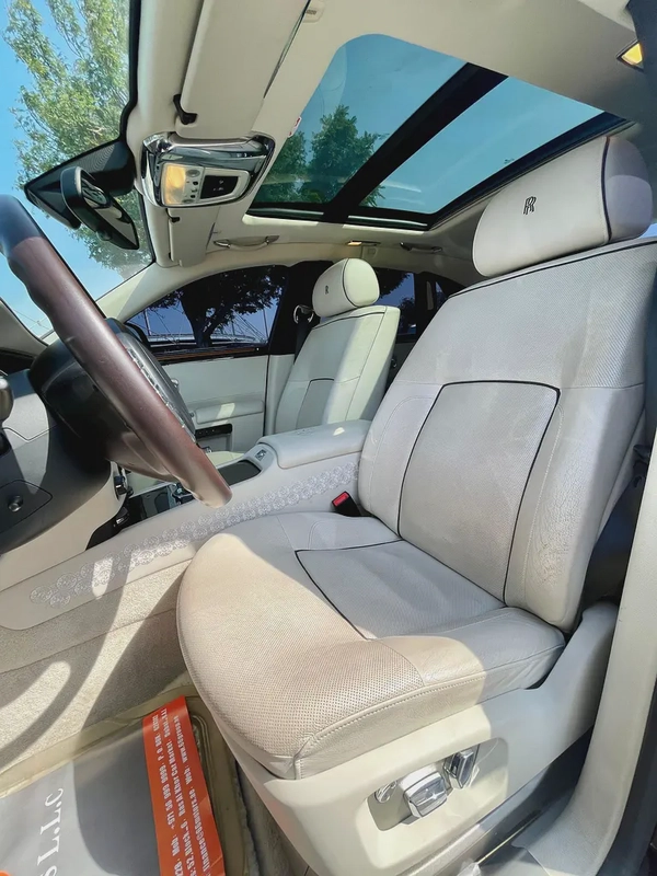 2014  Rolls Royce Ghost Dual Tone in GCC Specification
