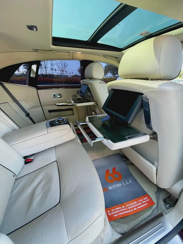 2014  Rolls Royce Ghost Dual Tone in GCC Specification