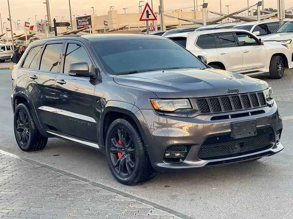 جيب شروكي SRT2019 Jeep Cherokee Sport - American Specs - Excellent Condition