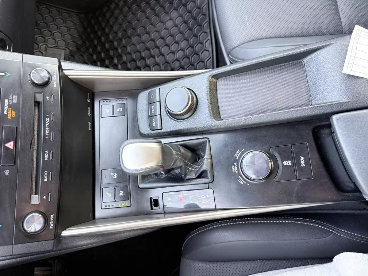 Lexus IS250 PRESTIGE IS 250 full option-8-0