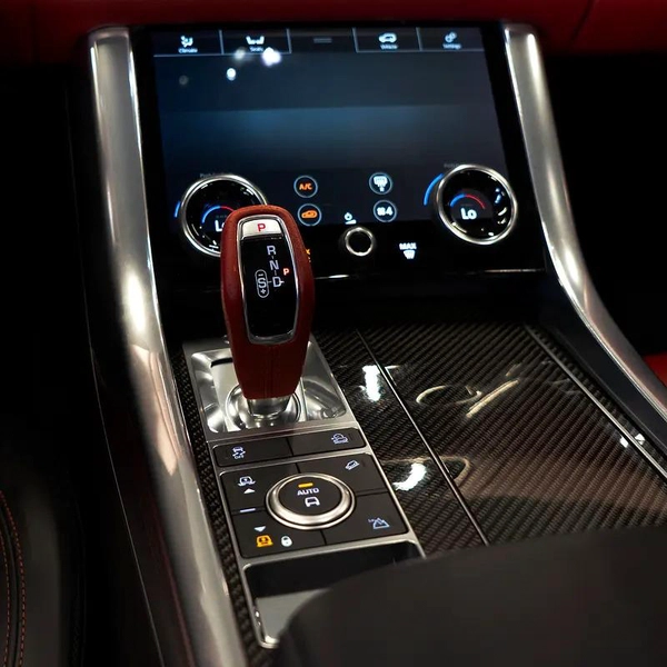 AED 4,407 pm • 0% Downpayment • Range Rover Sport SVR Carbon Edition • 1 Year Warranty