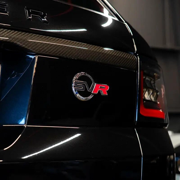 AED 4,407 pm • 0% Downpayment • Range Rover Sport SVR Carbon Edition • 1 Year Warranty