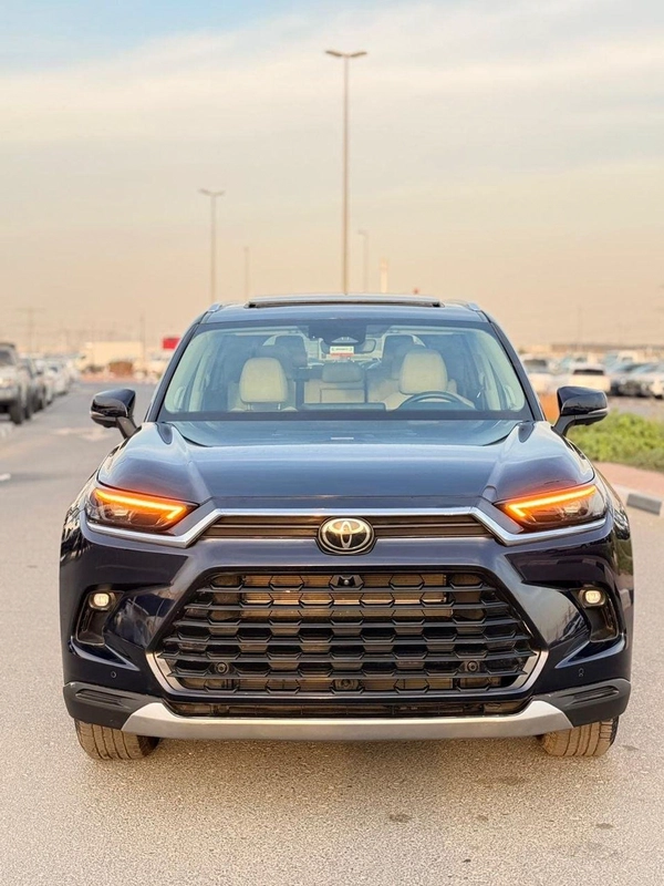 Toyota Grand Highlander Hybrid XLE Full option panoramic, 360 camera 2024
