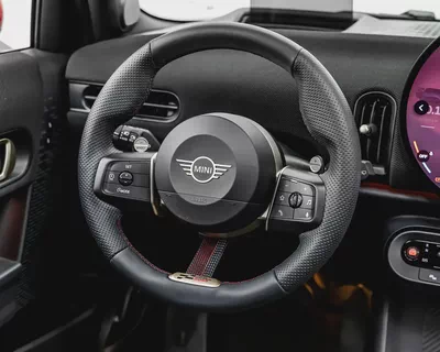 MINI COOPER S JCW KIT - 2025 - 7,000 km - GCC - AGMC WARRANTY AND SERVICE CONTRACT-10