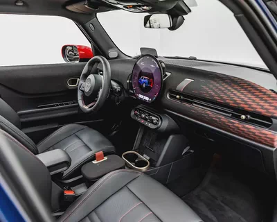 MINI COOPER S JCW KIT - 2025 - 7,000 km - GCC - AGMC WARRANTY AND SERVICE CONTRACT-7