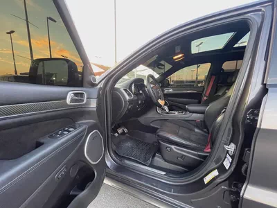 جيب شروكي SRT2019 Jeep Cherokee Sport - American Specs - Excellent Condition-10