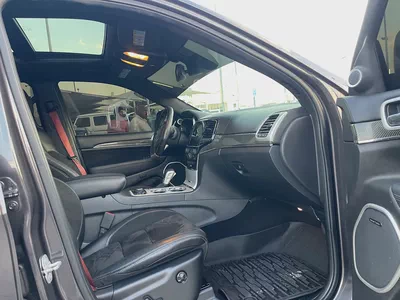 جيب شروكي SRT2019 Jeep Cherokee Sport - American Specs - Excellent Condition-16