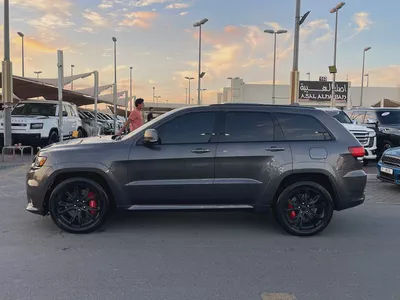 جيب شروكي SRT2019 Jeep Cherokee Sport - American Specs - Excellent Condition-2