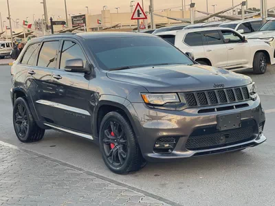 جيب شروكي SRT2019 Jeep Cherokee Sport - American Specs - Excellent Condition-8