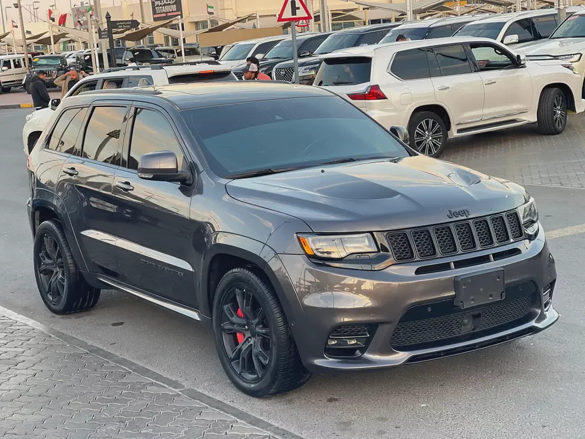 جيب شروكي SRT2019 Jeep Cherokee Sport - American Specs - Excellent Condition-9-9