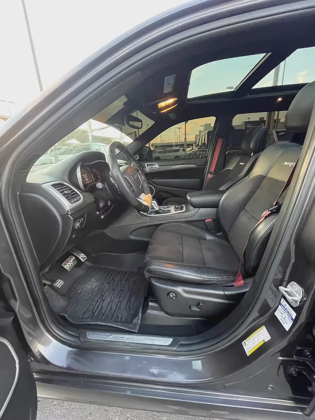 جيب شروكي SRT2019 Jeep Cherokee Sport - American Specs - Excellent Condition-11-11
