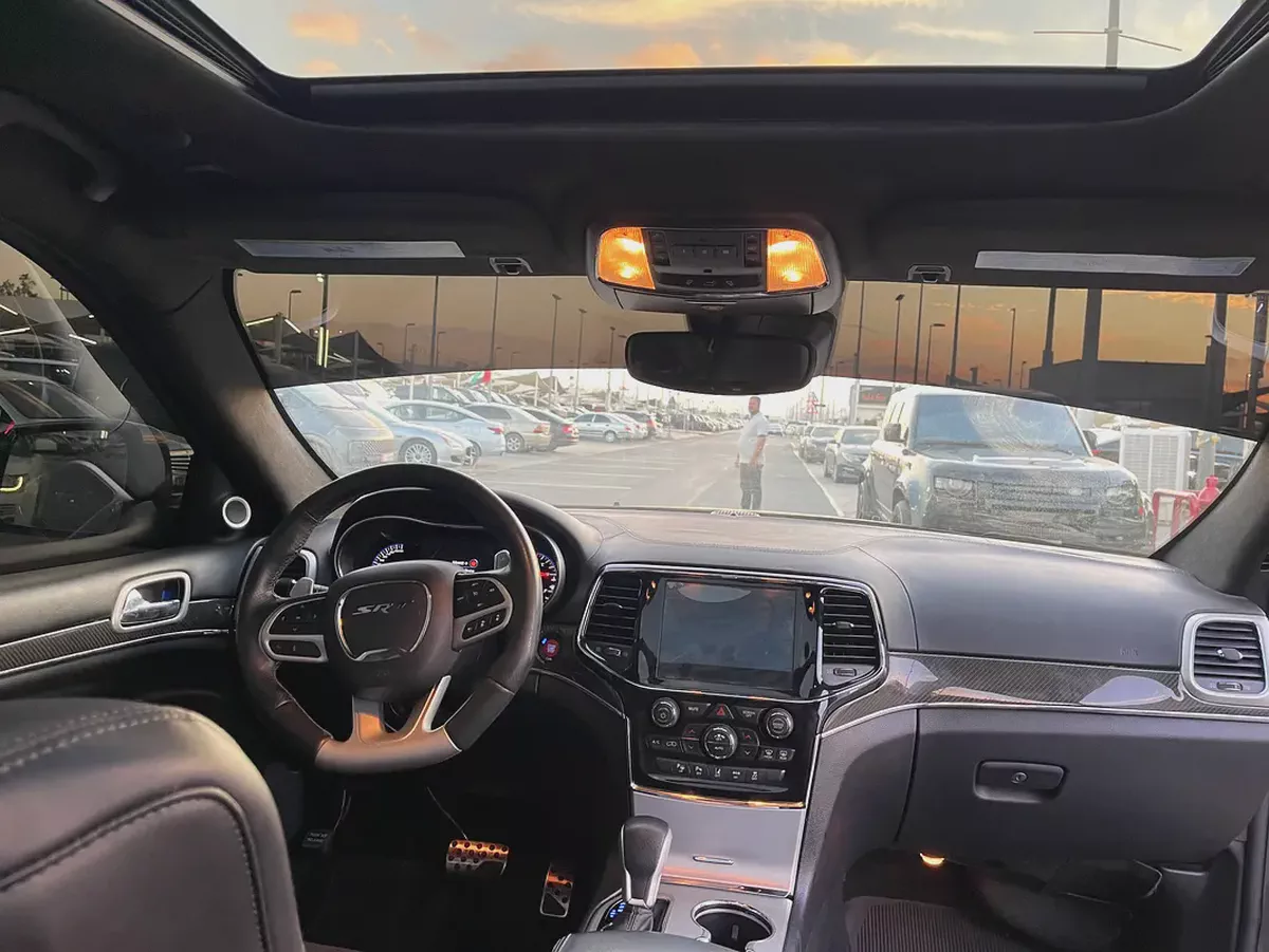 جيب شروكي SRT2019 Jeep Cherokee Sport - American Specs - Excellent Condition-19-19