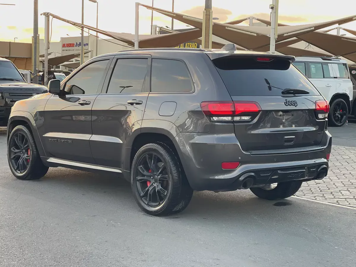 جيب شروكي SRT2019 Jeep Cherokee Sport - American Specs - Excellent Condition-3-3