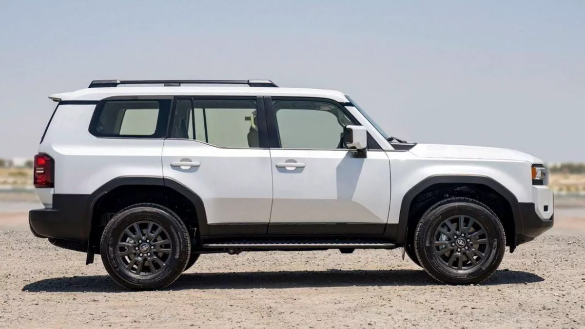 Toyota Prado GXR TOYOTA PRADO 250 TXL 2.8D AT MY2024 – WHITE-6-0