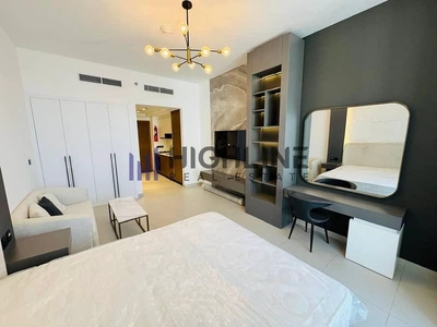 Fully Furnished | Brand New | Spacious Layout-4