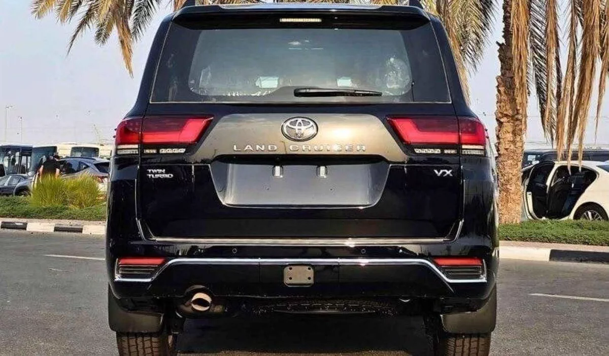 Toyota Land Cruiser VX Toyota land cruiser VX 3.5L PETROL MY2025 V6 FOR EXPORT ONLY.-2-0