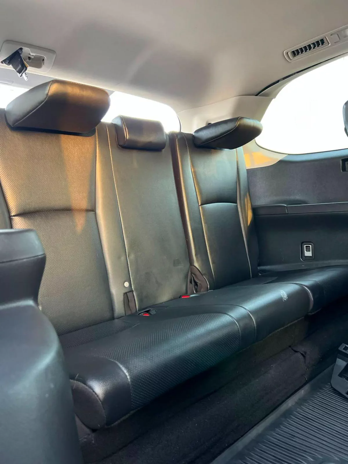 Toyota Grand Highlander  2024 Toyota Grand Highlander 2.4L V4 Turbo - AWD 4x4 Full Option With Dual Radar - Trunk Auto - Low-11-0