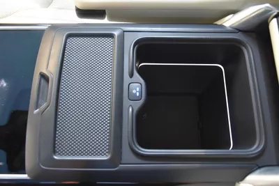 LAND ROVER RANGE ROVER SE 2023 | BLACK-1