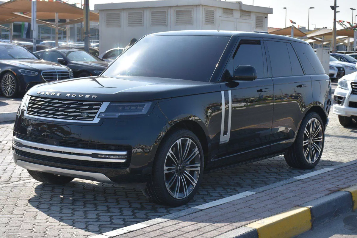 LAND ROVER RANGE ROVER SE 2023 | BLACK-13-13