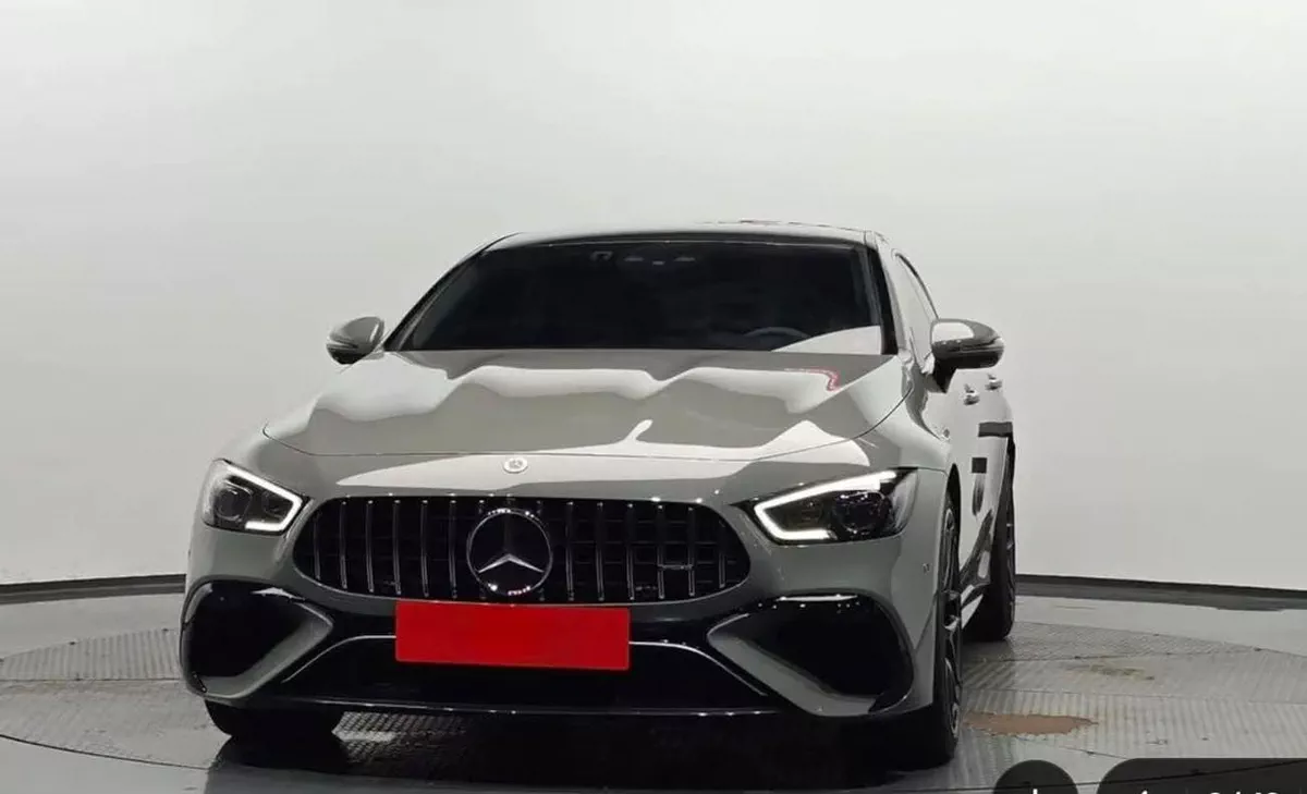 Mercedes Benz AMG GT 63 S E PERFORMANCE-2-0