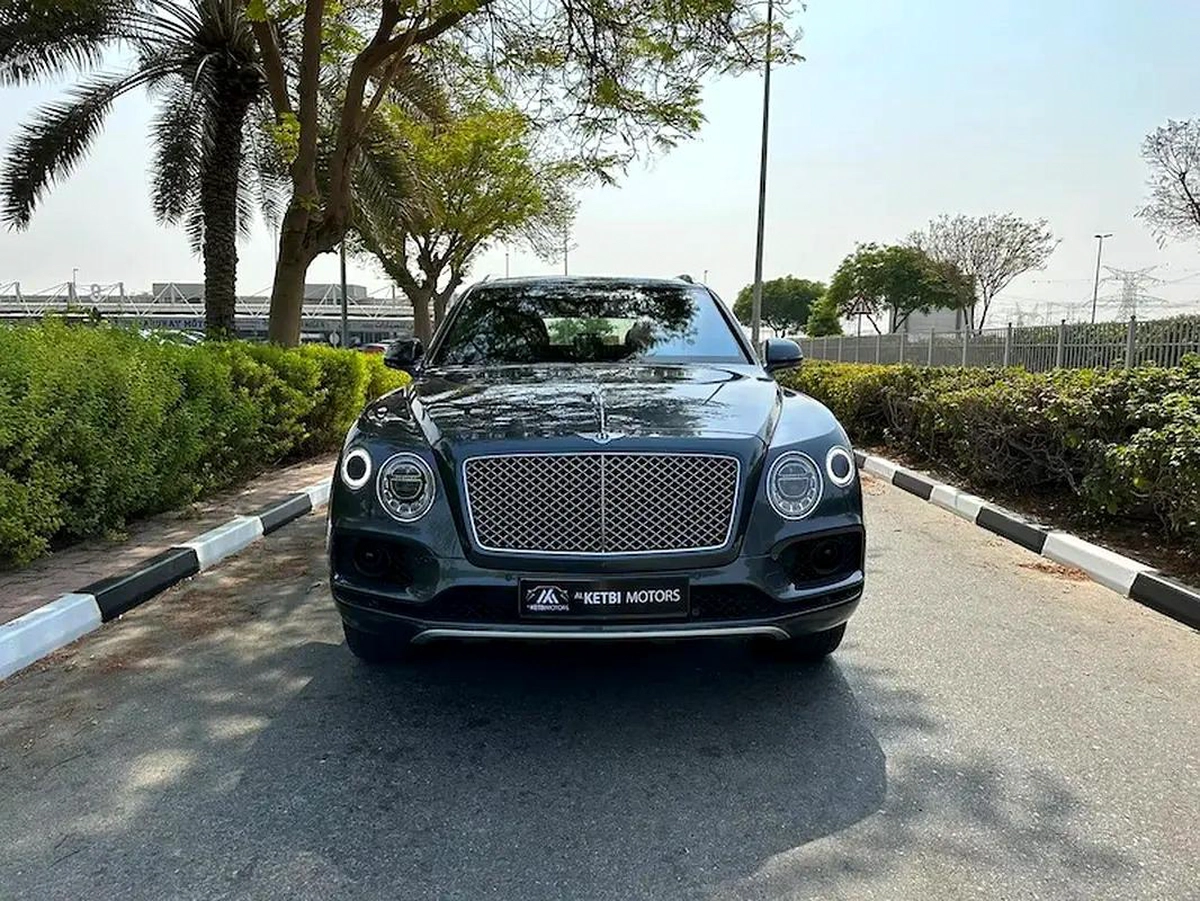 Bentley Bentayga W12 First Edition AWD-3-3
