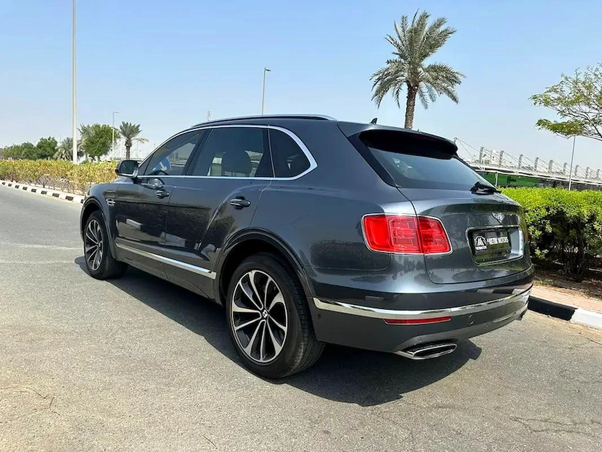 Bentley Bentayga W12 First Edition AWD-4-4