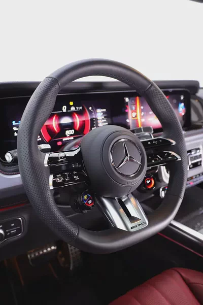 G63 MANUFAKTUR EDITION + DOUBLE NIGHT PACKAGE + CARBON INTERIOR+ 5 YEARS GARGASH WARRANTY + SERVICE-9