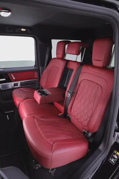 G63 MANUFAKTUR EDITION + DOUBLE NIGHT PACKAGE + CARBON INTERIOR+ 5 YEARS GARGASH WARRANTY + SERVICE-12