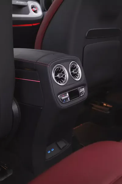 G63 MANUFAKTUR EDITION + DOUBLE NIGHT PACKAGE + CARBON INTERIOR+ 5 YEARS GARGASH WARRANTY + SERVICE-18