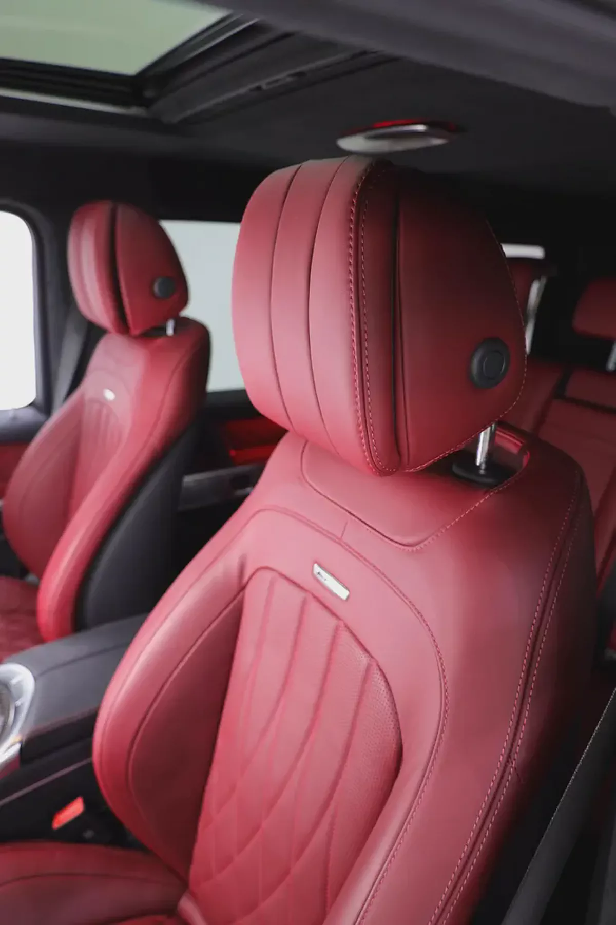 G63 MANUFAKTUR EDITION + DOUBLE NIGHT PACKAGE + CARBON INTERIOR+ 5 YEARS GARGASH WARRANTY + SERVICE-19-19