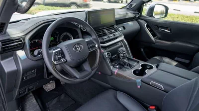 Toyota Land Cruiser VXR LC300 VXR 3.3D AT MY2025– GREY-9