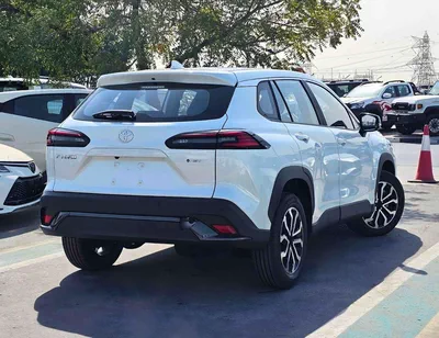 Toyota Frontlander Luxury HYBRID LUXURY WITH ELECTRIC BACK DOOR /2.0L PETROL V4 /RADAR/SUNROOF/DRIVER POWER SEATS (CODE#FLPA)-4