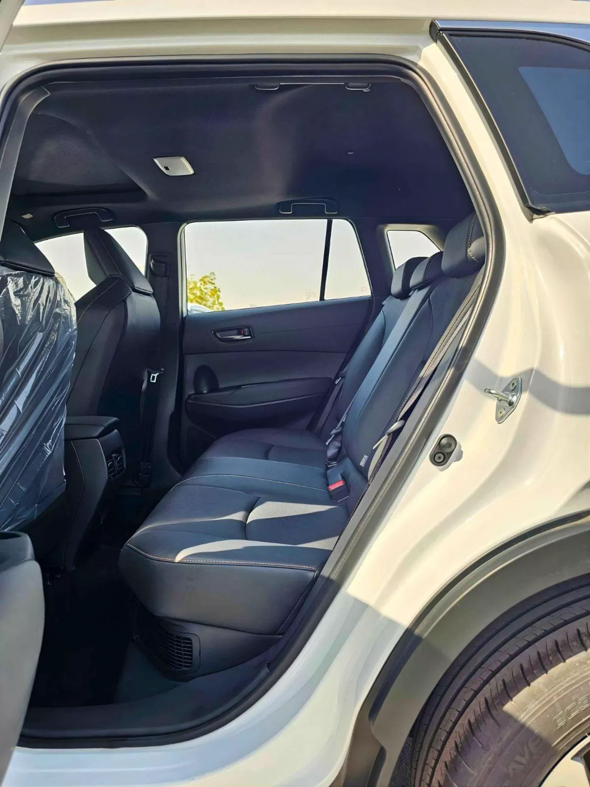 Toyota Frontlander Luxury HYBRID LUXURY WITH ELECTRIC BACK DOOR /2.0L PETROL V4 /RADAR/SUNROOF/DRIVER POWER SEATS (CODE#FLPA)-11-0