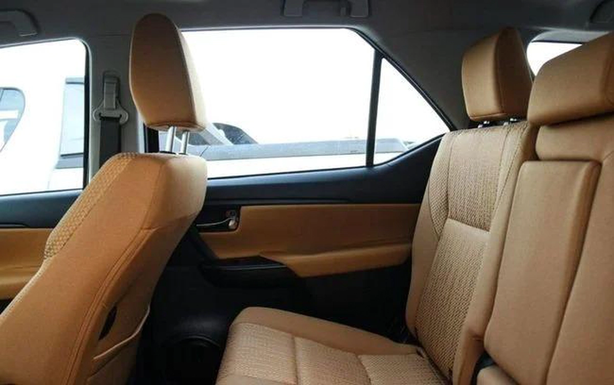 Toyota Fortuner EXR 2.7L (160 HP)-10-10