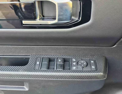 Mitsubishi L200 SPORTERO (NON GCC) 2.4L DIESEL V4 A/T | PUSH START | LEATHER WITH DRIVER PWR SEAT | REAR CAMERA (CODE # SPTR)-23