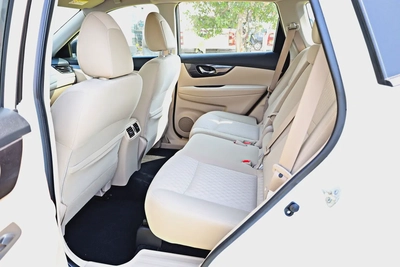 NISSAN XTRAIL-8