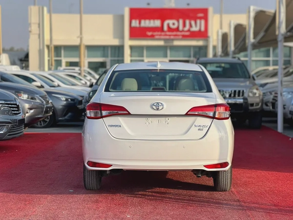 2018 | Toyota Yaris  | SE | GCC Ref#964