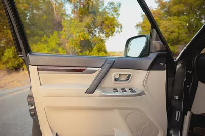 Pajero GLS | GCC Specs | REF#P11095-18